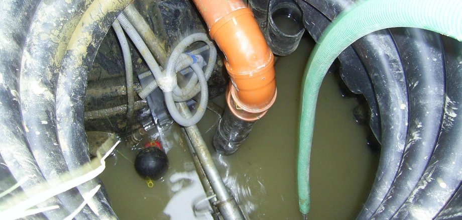 Kanal Rohre Schlauch Wasser