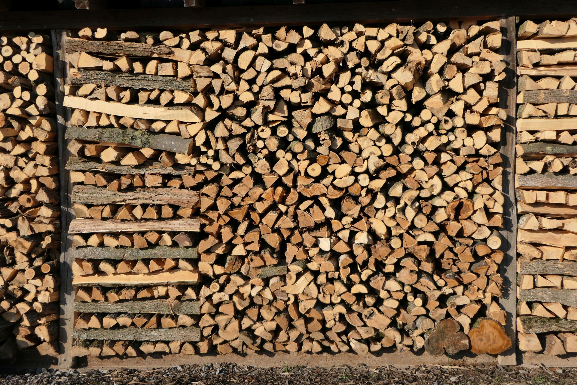 Brennholzstapel
