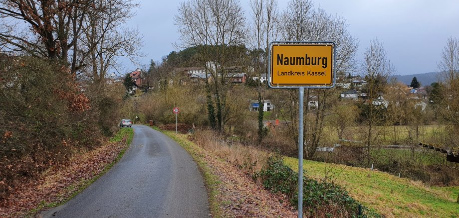 Neues Ortseingangsschild Naumburg