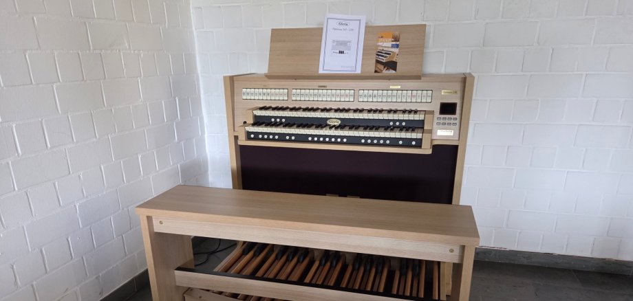 Orgel Raum Wand Fußboden