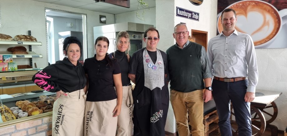 Geschäftseröffnung in der Bäckerei Blumen